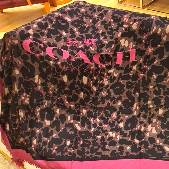 Scarf - Picture 2 of 5